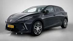 Zwart Gebruikt 2023 MG MG4 EV Luxury Hatchback | € 23.495 (Eerlijke prijs)