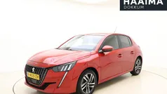 Rood Gebruikt 2020 Peugeot 208 Allure Hatchback | € 15.950 (Eerlijke prijs)