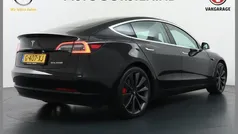 Gebruikt 2019 Tesla Model 3 Performance Sedan | € 24.695 (Eerlijke prijs)