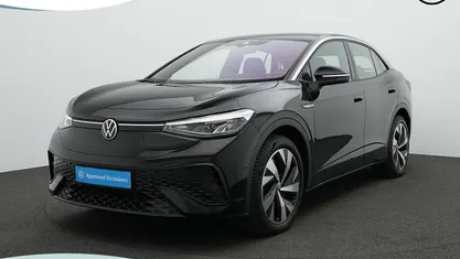 Zwart Gebruikt 2022 VW ID.5 Pro SUV | € 29.900 (Eerlijke prijs)