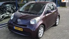 Paars Gebruikt 2009 Toyota iQ Comfort Hatchback | € 5.450 (Eerlijke prijs)