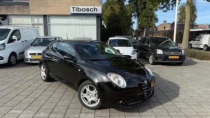 Zwart Gebruikt 2008 Alfa Romeo MiTo Hatchback | € 3.950 (Eerlijke prijs)