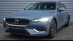Gebruikt 2022 Volvo V60 Plus Stationwagen | € 36.995 (Eerlijke prijs)
