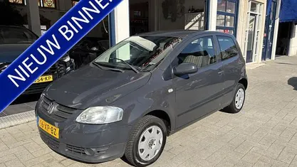 Occasion VW Fox Trendline 54 PK (39 kW) 2007 Grijs Hatchback