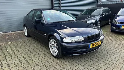 Blauw Gebruikt 1999 BMW 316 Executive Sedan | € 1.495 (Super prijs)