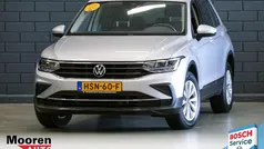 Grijs Gebruikt 2023 VW Tiguan Business+ SUV | € 36.950 (Super prijs)
