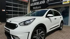 Wit Gebruikt 2017 Kia Niro SUV | € 17.700 (Eerlijke prijs)