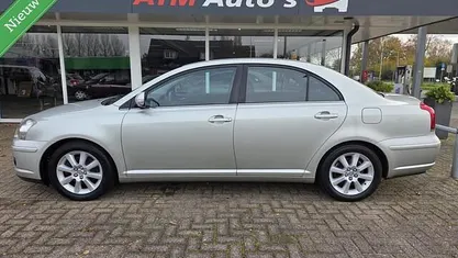 Occasion Toyota Avensis Luna 147 PK (108 kW) 2007 Grijs Sedan