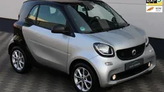 Zilver, metallic lak Gebruikt 2019 Smart ForTwo Electric Drive Hatchback | € 10.945 (Eerlijke prijs)
