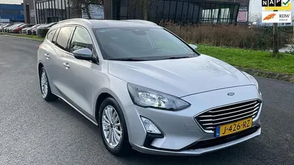 Grijs Occasion 2020 Ford Focus Business Edition Stationwagen | € 13.450 (Goede deal)