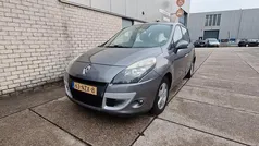 Gebruikt 2011 Renault Scénic III Dynamique MPV | € 2.450 (Super prijs)