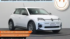 Gebruikt 2025 Renault R5 Evolution Hatchback | € 27.590 (Eerlijke prijs)