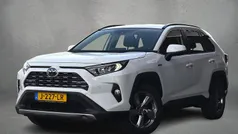 Gebruikt 2020 Toyota RAV4 Hybrid SUV | € 27.450 (Eerlijke prijs)