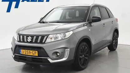 Grijs Occasion 2020 Suzuki Vitara SUV | € 15.950 (Eerlijke prijs)