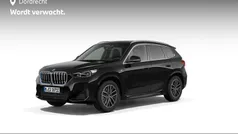 Zwart Gebruikt 2023 BMW iX1 M Sport SUV | € 46.495 (Eerlijke prijs)