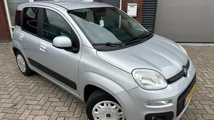 Occasion 2013 Fiat Panda Lounge Hatchback | € 4.750 (Eerlijke prijs)
