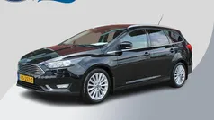 Zwart, metallic lak Gebruikt 2015 Ford Focus Titanium Stationwagen | € 8.850 (Eerlijke prijs)