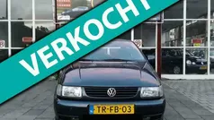 Blauw Gebruikt 1998 VW Polo Hatchback | € 899 (Eerlijke prijs)