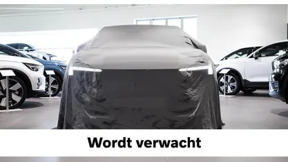 Zwart Occasion 2022 Volvo XC40 Core SUV | € 29.950 (Super prijs)