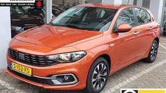 Oranje Gebruikt 2023 Fiat Tipo Hatchback | € 21.945 (Eerlijke prijs)