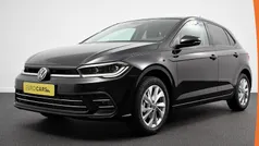 Zwart Gebruikt 2023 VW Polo Style Hatchback | € 23.890 (Eerlijke prijs)
