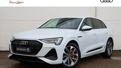 Wit Gebruikt 2022 Audi e-tron Basis SUV | € 34.950 (Eerlijke prijs)