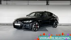 Saphirschwarz metallic (zwart metallic) Gebruikt 2024 BMW i4 M Sport Sedan | € 52.900 (Eerlijke prijs)