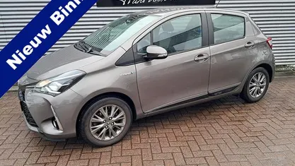 Occasion 2017 Toyota Yaris Hybrid Hatchback | € 14.445 (Eerlijke prijs)