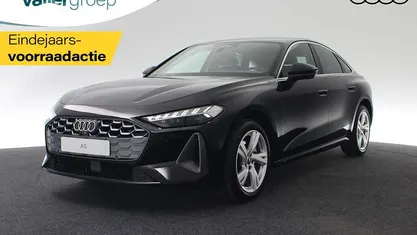 Blauw (metallic) Nieuw 2025 Audi A5 Advanced Sedan | € 49.900 (Goede deal)
