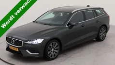 Grijs Gebruikt 2019 Volvo V60 Inscription Stationwagen | € 27.900 (Eerlijke prijs)