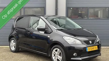 Zwart Gebruikt 2014 Seat Mii Chic Hatchback | € 5.250 (Eerlijke prijs)
