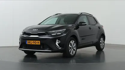 Gebruikt 2025 Kia Stonic SUV | € 23.935 (Eerlijke prijs)