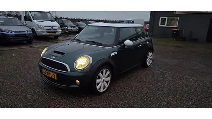 Groen (metallic) Gebruikt 2007 Mini Cooper S Hatchback | € 3.750 (Super prijs)