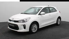 Wit Gebruikt 2019 Kia Rio Hatchback | € 15.440 (Eerlijke prijs)