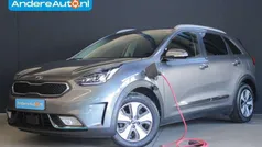 Grijs Gebruikt 2018 Kia Niro SUV | € 20.995 (Eerlijke prijs)