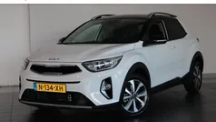Wit Gebruikt 2022 Kia Stonic SUV | € 18.449 (Eerlijke prijs)