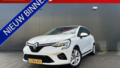 Wit Occasion 2020 Renault Clio V Zen Hatchback | € 10.750 (Eerlijke prijs)