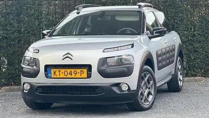 Grijs Occasion 2016 Citroën C4 Shine SUV | € 10.500 (Eerlijke prijs)