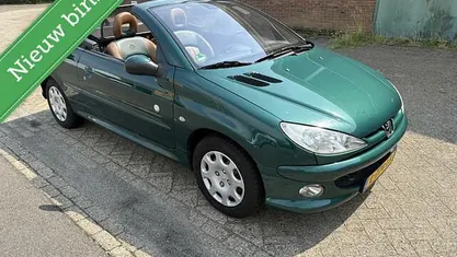 Occasion Peugeot 206 CC Roland Garros 109 PK (80 kW) 2003 Cabriolet