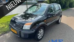 Gebruikt 2007 Ford Fusion MPV | € 2.499 (Eerlijke prijs)