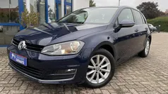 Blauw Gebruikt 2016 VW Golf VII Highline Hatchback | € 13.950 (Eerlijke prijs)