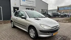 Gebruikt 2000 Peugeot 206 Hatchback | € 850 (Goede deal)