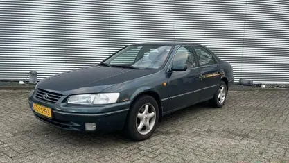 Groen Gebruikt 1998 Toyota Camry Sedan | € 3.499 (Eerlijke prijs)