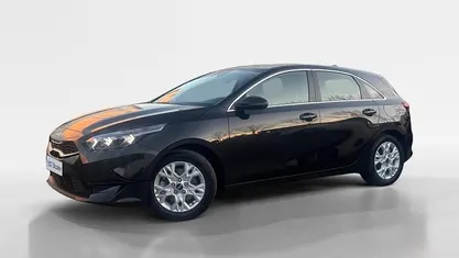 Occasion 2024 Kia Ceed Hatchback | € 24.945 (Eerlijke prijs)