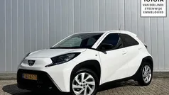 Wit Gebruikt 2024 Toyota Aygo Limited Hatchback | € 17.250 (Goede deal)