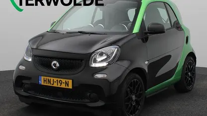 Groen Gebruikt 2018 Smart ForTwo Electric Drive Pure Hatchback | € 7.945 (Eerlijke prijs)