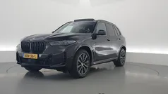 Zwart Gebruikt 2024 BMW X5 M Sport SUV | € 99.750 (Eerlijke prijs)