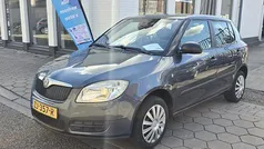 Grijs Gebruikt 2009 Skoda Fabia Hatchback | € 3.499 (Eerlijke prijs)