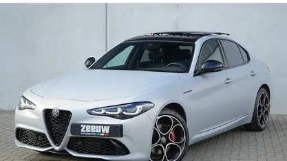 Gebruikt 2023 Alfa Romeo Giulia Competizione Sedan | € 57.450 (Eerlijke prijs)