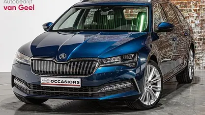 Occasion 2020 Skoda Superb Business Line Stationwagen | € 24.745 (Super prijs)